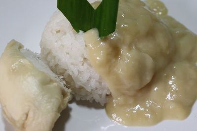 Cara Membuat Ketan Saus Durian, Perpaduannya Pas di Lidah!