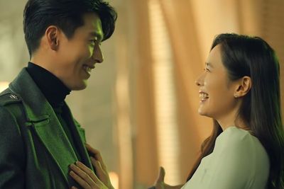 Bintang Crash Landing On You, Son Ye-jin dan Hyun Bin Umumkan Hubungan Secara Resmi