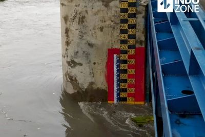 Hujan Deras Sejak Dini Hari, 3 Pintu Air di Jakarta Siaga 2
