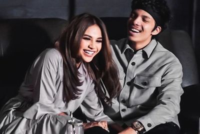 Atta Halilintar Janji Bakal Bawa Aurel Hermansyah ke Dubai Jika Sembuh dari Covid-19