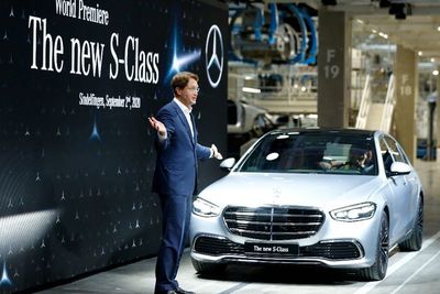 Pabrikan Daimler akan Menggantikan Namanya Menjadi Mercedes-Benz