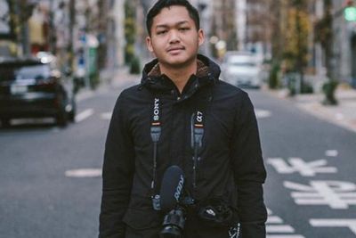 Terbaring Lemah Gegara Covid-19, Tangan Azriel Hermansyah Penuh dengan Selang Infus