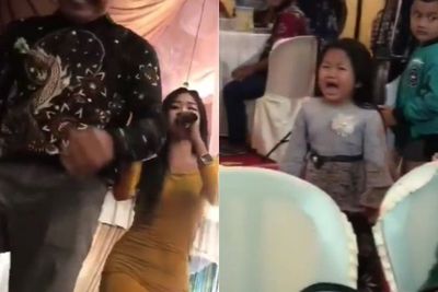 Bocah Ini Nangis Kejer Lihat Ayahnya Joget & Sawer Biduan, Reaksi Sang Biduan Jadi Sorotan