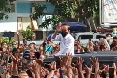 Viral Video Jokowi Disambut Lautan Manusia Saat ke NTT, Ini Kata Istana