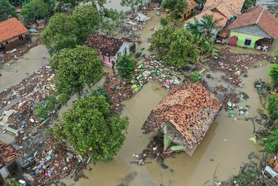 FOTO: Permukiman Warga Terdampak Jebolnya Tanggul Sungai Citarum