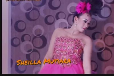 Lagu Asli DJ Dia Menyukaiku Dinyanyikan Oleh Sheilla Mutiara Berjudul Merasa Bosan