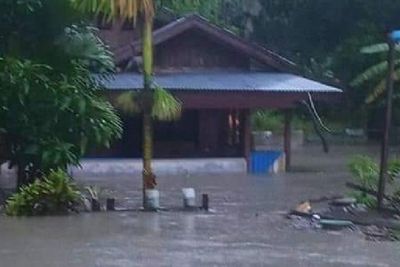 SDN Kaptiau di Sarmi Terendam Air Setinggi Paha Orang Dewasa, Hujan Deras jadi Alasan