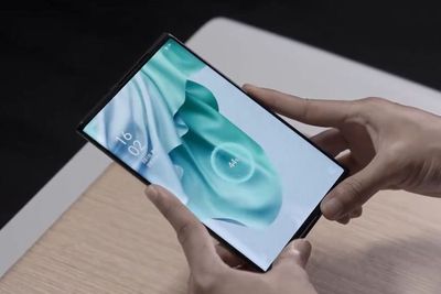 OPPO Pamerkan Teknologi Air Charging di Smartphone OPPO X 2021 Barunya