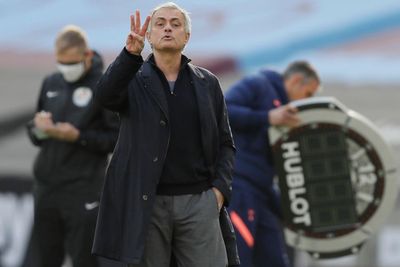 Jose Mourinho akan Dipecat? Ini Sosok Pelatih Penggantinya