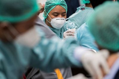 Jumlah Nakes Indonesia yang Gugur Akibat Covid-19 Tertinggi ke-5 di Dunia