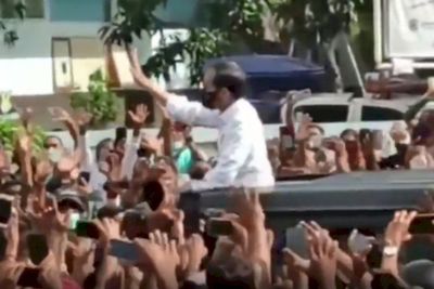 Soal Kerumunan di Kunjungan Kerja Jokowi, PKS Soroti Hal Ini