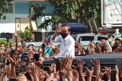 Bela Jokowi soal Kerumunan di NTT, NasDem: Itu untuk Kerja
