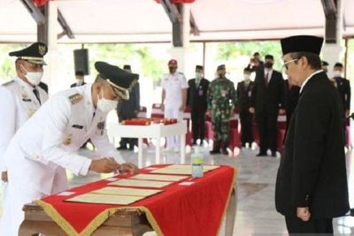 Lantik Tiga Kepala Daerah, Gubernur Riau Ingatkan Penuhi Janji Kampanye