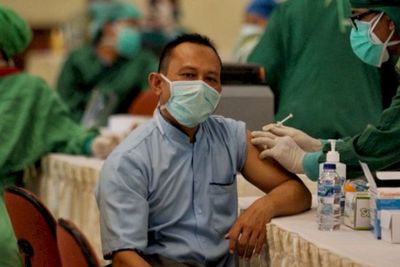 Sekjen Tegaskan Vaksinasi Anggota DPR Tak Dilakukan Tertutup, Begini Alasannya
