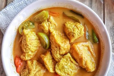 Lauk Sederhana Tanggal Tua, Yuk Masak Gulai Tahu Kuning