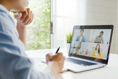 Selama WFH, Kenaikan Berat Badan Jadi Masalah Sejuta Umat