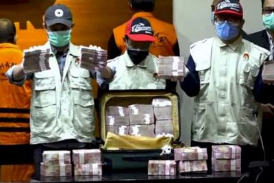 Jadi Tersangka Kasus Suap, Nurdin Abdullah Minta Maaf ke Warga Sulsel