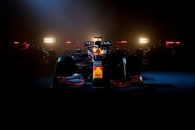 Ikut Kembangkan RB16B, Alex Albon Yakin Mobil Balap Red Bull Mudah Dikendarai