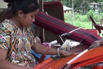 Ulos Ragi Hotang, Warisan dan Legenda Masyarakat itu Berpusat di Desa Meat Danau Toba