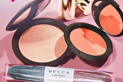Bangkrut Akibat Pandemi, Brand Make-Up Becca akan Tutup Permanen September 2021