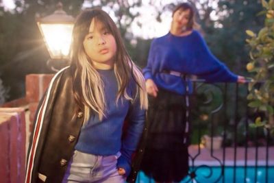Ikuti Jejak Ibunya, Pose Anak Nia Ramadhani Bak Model Profesional Curi Perhatian