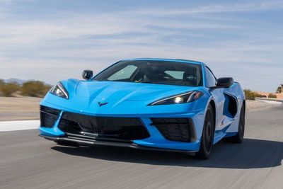 Harga Normal dari Chevy Corvette 2021 Bakal Naik Per Tanggal 1 Maret Ini!