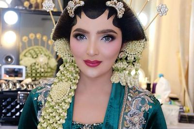 Unggah Foto Ala Pengantin Jawa, Ashanty Tuai Pujian Netizen: Cantiknya Gak Ada Obat