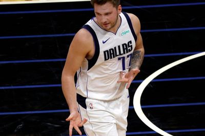 FOTO: 33 Poin Doncic Membawa Mavericks Kalahkan Magic 130-124