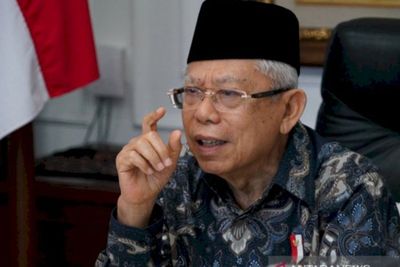 Sebelum Aturan Investasi Miras Dicabut, Ma ruf Amin Bicara Empat Mata dengan Jokowi