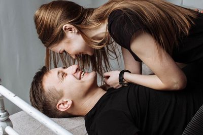 Alasan Mengapa Kamu Sudah Keluar Padahal Masih Foreplay