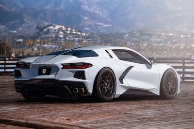 Melihat Tampilan Mobil Corvette C8 dengan Desain Bodi Lebih Futuristik