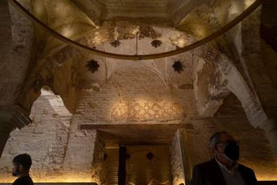 Berawal dari Renovasi, Ditemukan Pemandian Bergaya Arsitektur Islami dalam Bar di Spanyol