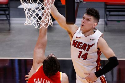 FOTO: Miami Heat vs Atlanta Hawks 80-94