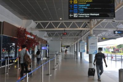 Menko Airlangga Sebut Indonesia Belum Bisa Tingkatkan Turis Asing Tahun Ini