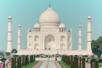 Ada Ancaman Bom, Taj Mahal Ditutup Sementara