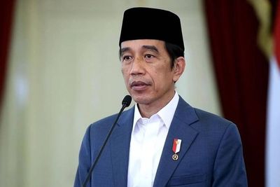 Setahun Sudah Corona di Indonesia, Jokowi Apresiasi Kerja Keras Jajarannya