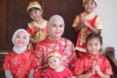 Zaskia Adya Mecca Panik Kaki Anaknya Tak Bisa Digerakkan saat Bangun Tidur