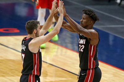 FOTO: Butler Mendominasi, Miami Heat vs Pelicans 103-93