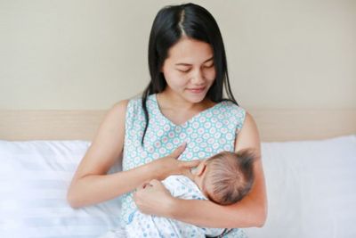 ASI Booster Jalan Ninja Busui, Apa Tanggapan Dokter?