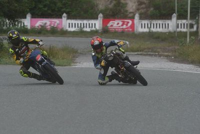 FOTO: Olahraga Balap Motor Kembali Menggeliat