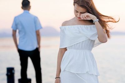 5 Zodiak yang Sering Ditinggalkan Tanpa Alasan Jelas, Apa Kamu Juga Termasuk?