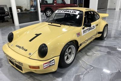 Porsche 911 RSR yang Pernah Dimiliki Pablo Escobar Ini Dimintai Seharga US$ 2,2 Juta!