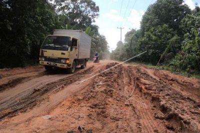 Pemkab OKI Anggarkan Rp13 miliar untuk Perbaikan Jalan Rusak, Awal April Mulai Pengerjaan