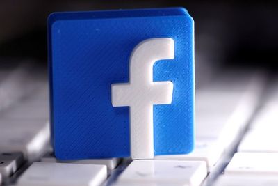 Sempat Diberhentikan Tahun Lalu, Aplikasi Facebook Hadir Lagi di Microsoft Store