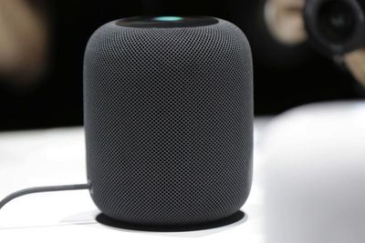 Apple Resmi Hentikan Produksi Speaker Pintar HomePod Model Original!