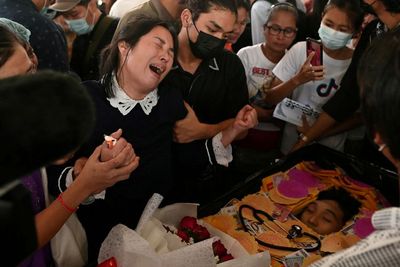 Militer Myanmar Makin Brutal Hadapi Demonstran, Lebih 180 Demonstran Tewas Ditembak