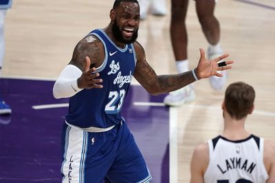 FOTO: LeBron Dapatkan Triple-Double Ke-99, Lakers Kalahkan Timberwolves 137-121