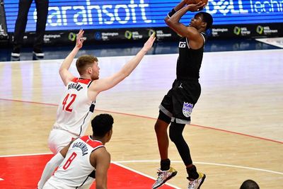 FOTO: Sacramento Kings Tundukkan Washington Wizards 121-119