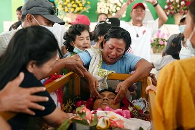 Bengisnya Militer Myanmar, Gadis yang Hanya Beli Sayur dan Tak Ikut Demo Juga Ditembak