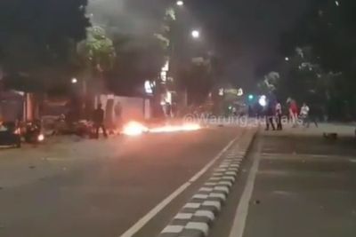 Mencekam! Bentrok Warga Terjadi di Jaksel Semalam, Diduga soal Sengketa Lahan